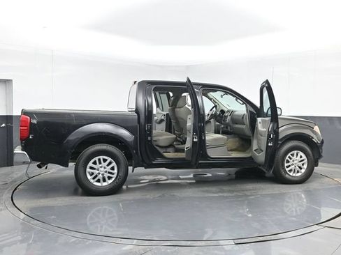 Used 2015 Nissan Frontier SV AWD/4WD image 47