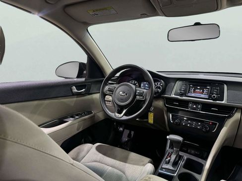 Used 2016 Kia Optima LX FWD image 40
