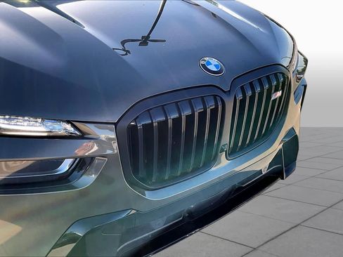 Used 2025 BMW X7 M60i AWD/4WD image 33