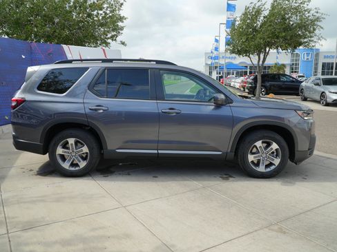 New 2026 Honda Pilot EX-L image 4