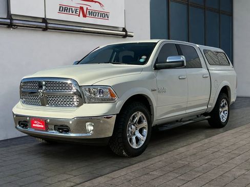 Used 2017 RAM 1500 Laramie w/ Convenience Group image 7