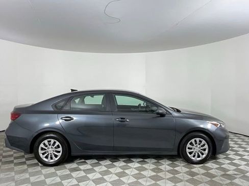 Used 2024 Kia Forte LX image 4