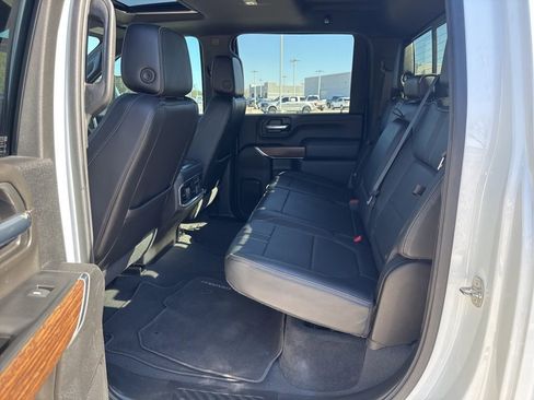 Used 2022 Chevrolet Silverado 3500 High Country w/ Z71 Off-Road Package image 8