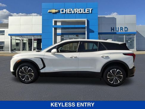 New 2025 Chevrolet Blazer EV LT image 7