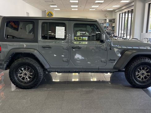 Used 2021 Jeep Wrangler Unlimited Sport image 52