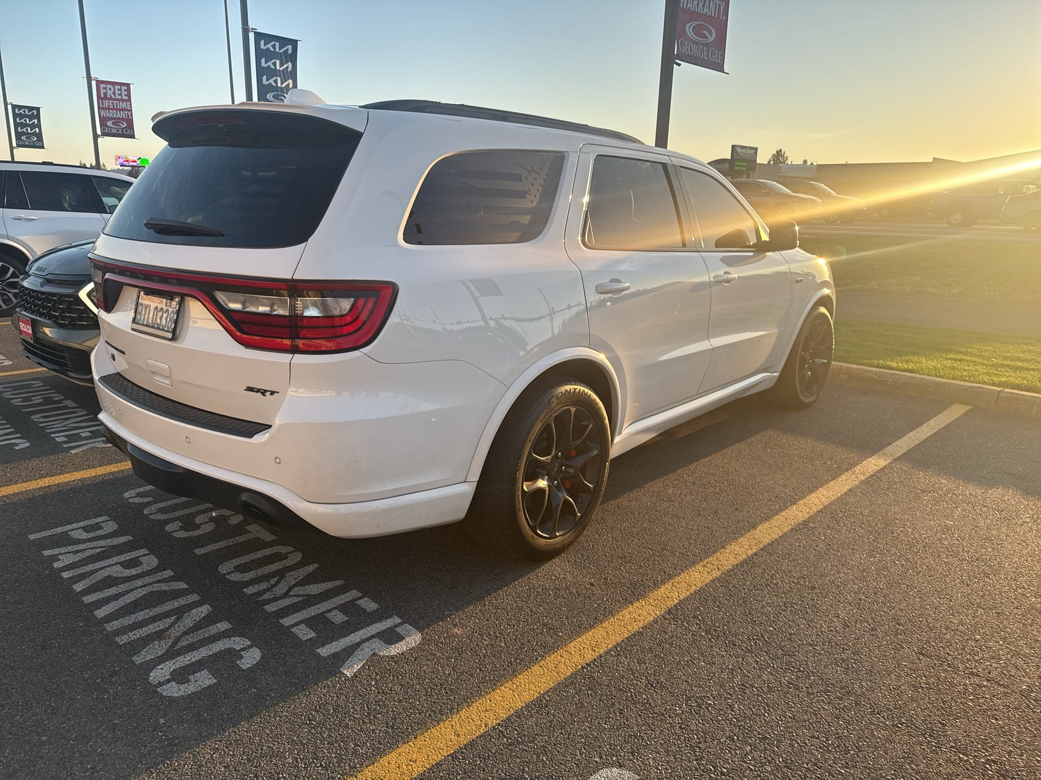 Used 2021 Dodge Durango SRT w/ Premium Interior Group AWD/4WD image 2