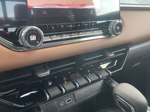 New 2026 GMC Canyon AT4 w/ Nightfall Edition image 18