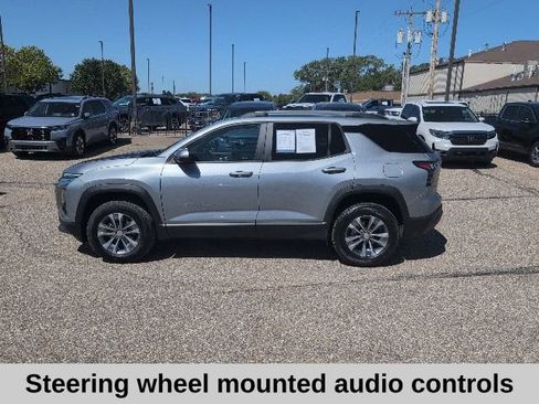 Used 2025 Chevrolet Equinox LT w/ Convenience Package II AWD/4WD image 6