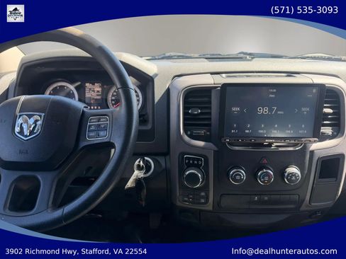 Used 2014 RAM 1500 Express w/ Black Ram 1500 Express Group AWD/4WD image 29