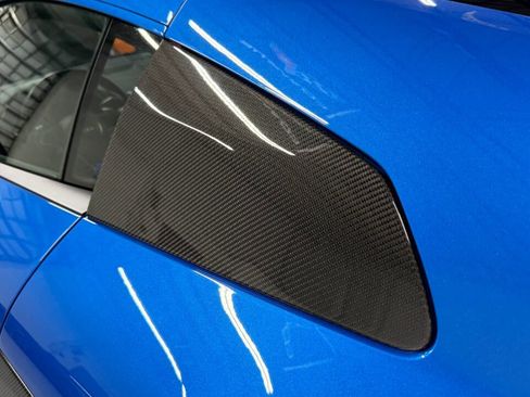 Used 2017 Audi R8 V10 plus w/ Full Leather Package image 28