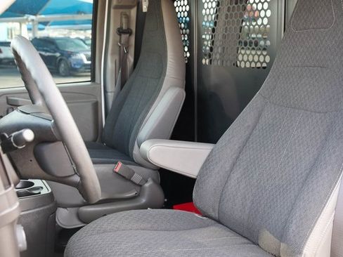 Used 2024 Chevrolet Express 2500 w/ Driver Convenience Package image 12
