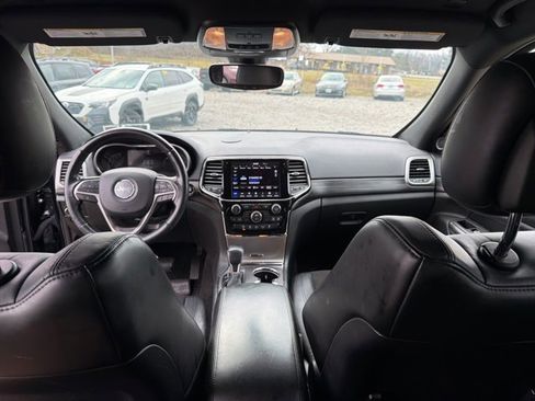 Used 2020 Jeep Grand Cherokee Altitude image 16