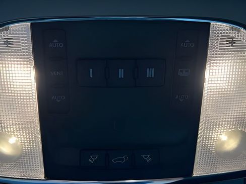 Used 2018 Jeep Grand Cherokee Summit AWD/4WD image 28