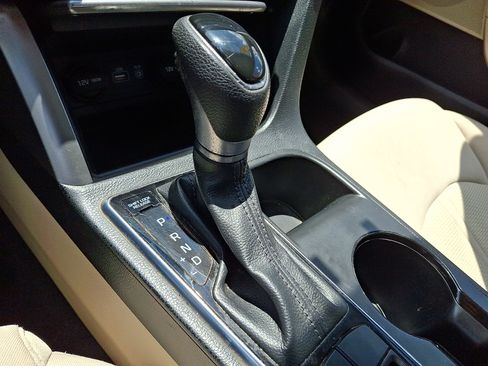 Used 2015 Hyundai Sonata Sport FWD image 15