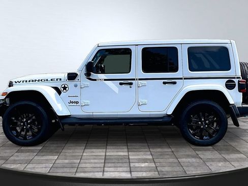 Used 2023 Jeep Wrangler Unlimited Sahara w/ Cold Weather Group AWD/4WD image 4