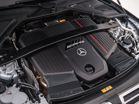 Used 2025 Mercedes-Benz E 53 AMG e 4MATIC Sedan image 37