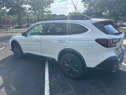 Used 2020 Subaru Outback Onyx Edition XT AWD/4WD image 4
