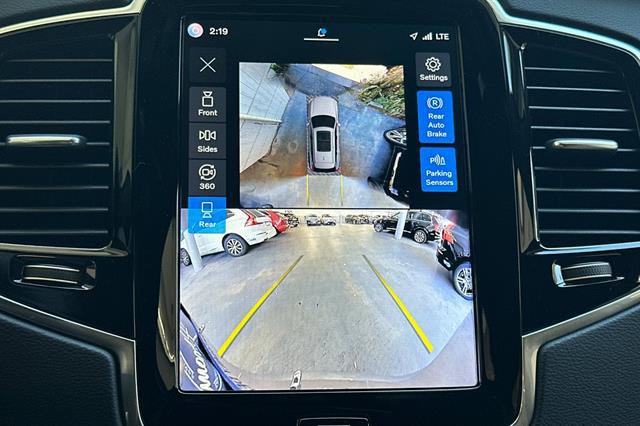 Certified 2024 Volvo XC90 T8 Ultimate w/ Protection Package Premier AWD/4WD image 23