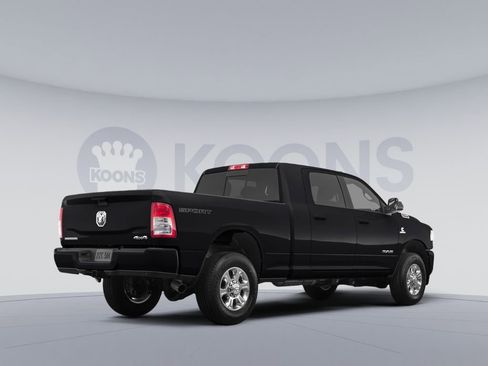 Used 2022 RAM 3500 Big Horn AWD/4WD image 4