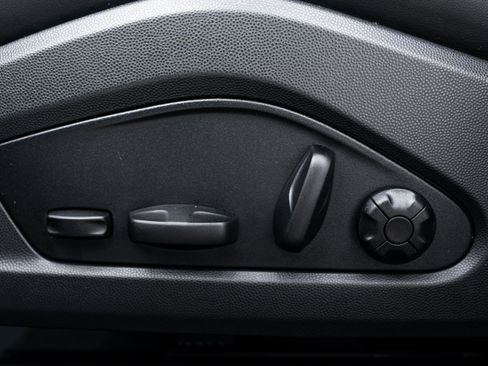 New 2026 Porsche Macan 4 Electric AWD/4WD image 21