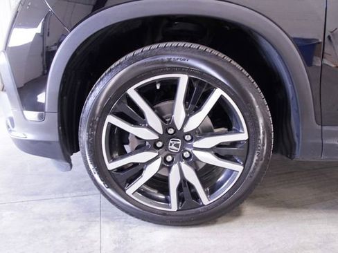 Certified 2022 Honda Pilot Touring image 11