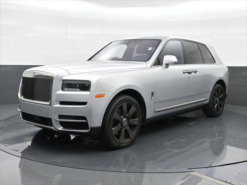 Certified 2022 Rolls-Royce Cullinan AWD/4WD image 1