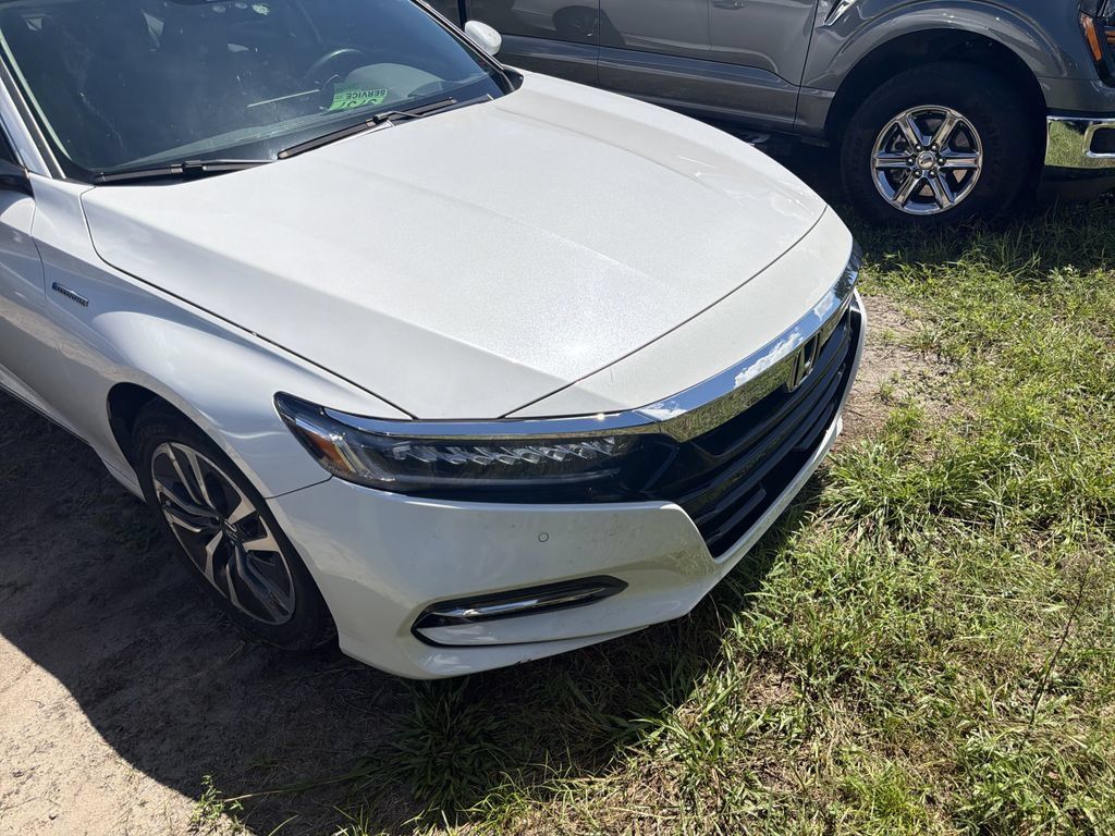 Used 2020 Honda Accord Touring image 4