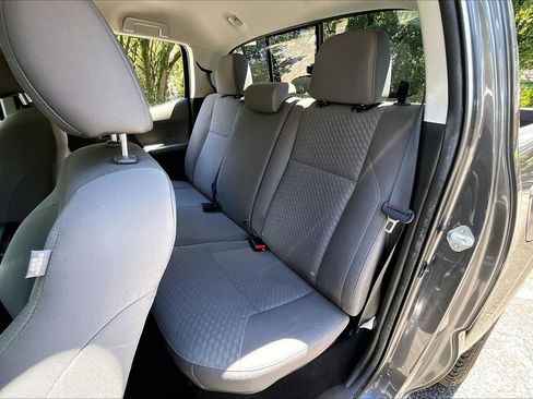 Used 2022 Toyota Tacoma SR w/ SR Convenience Package RWD image 19