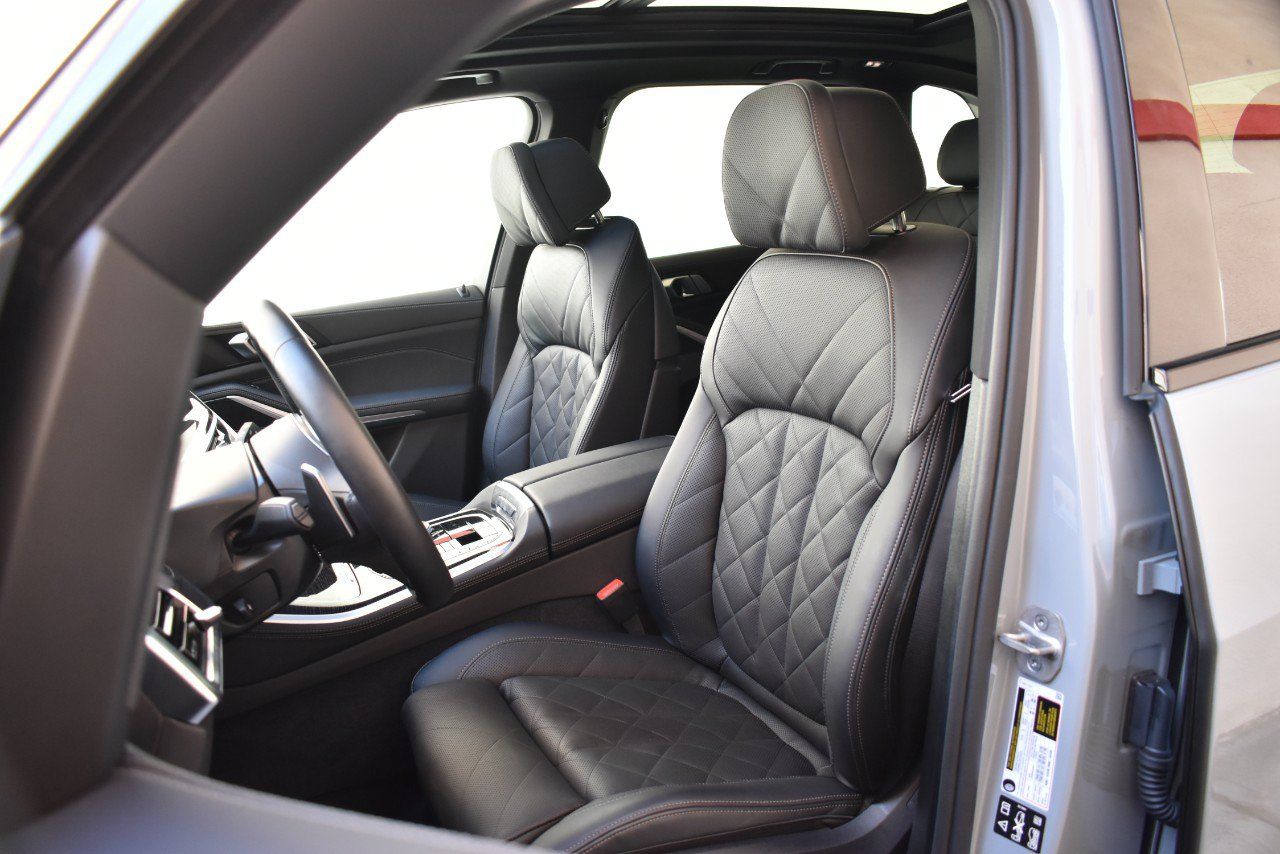 Used 2026 BMW X5 xDrive40i AWD/4WD image 13