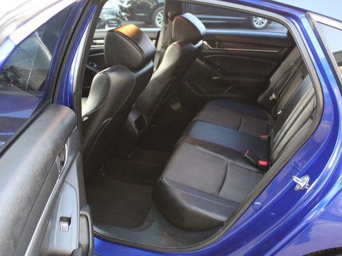 Used 2019 Honda Accord Sport image 12
