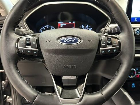 Used 2022 Ford Escape SE w/ Convenience Package image 9