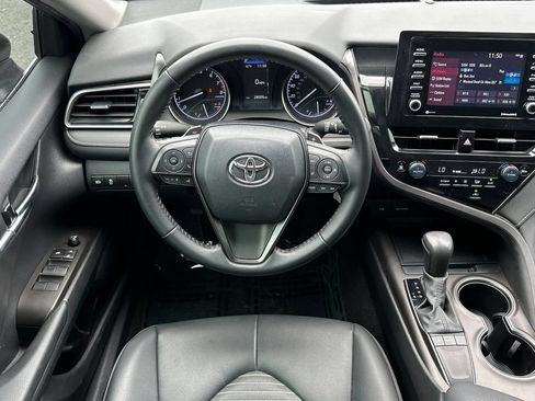 Used 2024 Toyota Camry SE FWD image 14