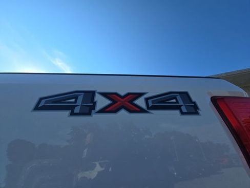 Used 2020 Ford F250 Lariat w/ Lariat Value Package image 11