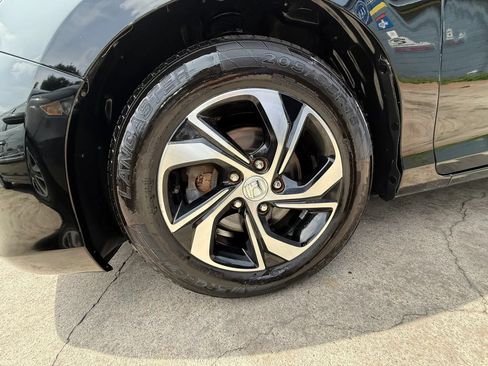 Used 2015 Honda Accord Sport image 19