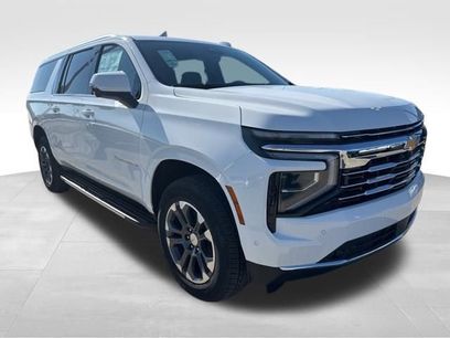 New 2026 Chevrolet Suburban LT w/ Comfort Package