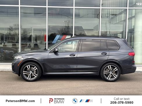 Used 2021 BMW X7 xDrive40i w/ M Sport Package image 3
