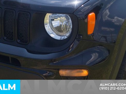Used 2022 Jeep Renegade Altitude w/ Sun/Sound Group AWD/4WD image 11