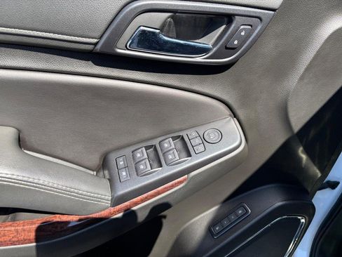 Used 2019 GMC Yukon SLT AWD/4WD image 27