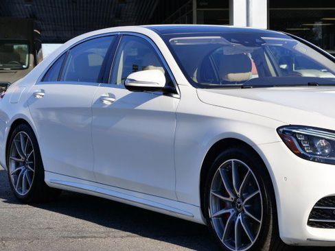 Used 2019 Mercedes-Benz S 560 S 560 / AMG Line / Premium Pac image 54