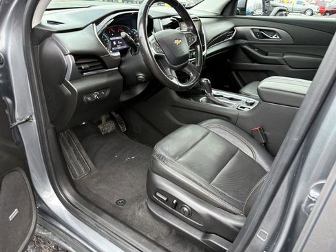 Used 2020 Chevrolet Traverse Premier image 15