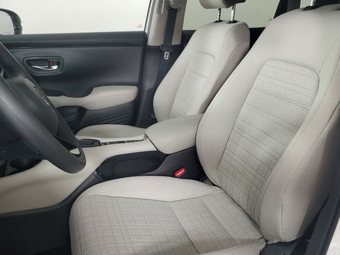 New 2026 Honda HR-V LX image 13