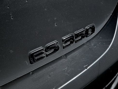 Used 2024 Lexus ES 350 w/ Premium Package image 34