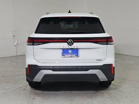 New 2026 Volkswagen Tiguan S AWD/4WD image 5