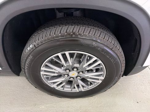 New 2026 Chevrolet Traverse LT FWD image 4