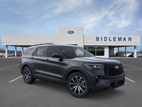 New 2026 Ford Explorer ST-Line AWD/4WD image 8