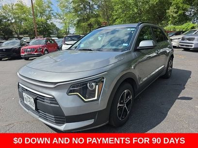 Used 2025 Kia Niro LX