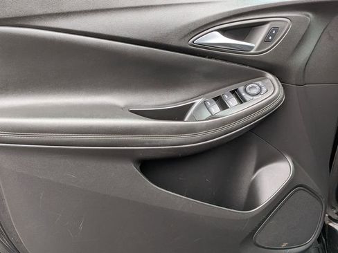 Used 2025 Buick Encore GX Preferred FWD image 14