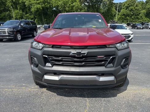 Used 2024 Chevrolet Colorado Trail Boss w/ Advanced Trailering Package AWD/4WD image 8