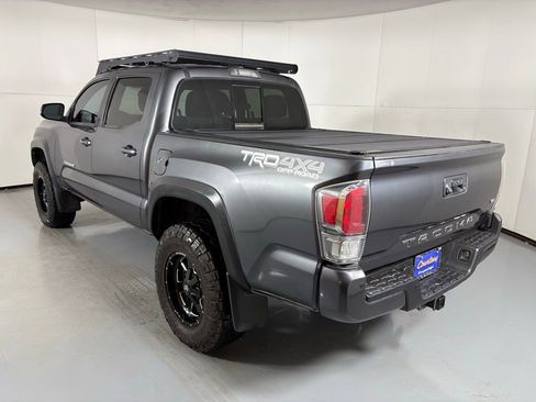 Used 2021 Toyota Tacoma TRD Off-Road image 6