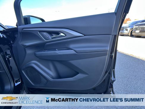 New 2026 Chevrolet Equinox EV LT w/ Comfort Package image 36
